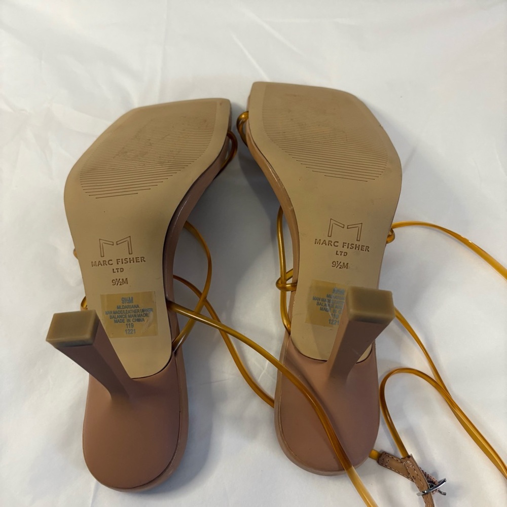 Marc Fisher LTD Dariana Heels 9.5 - Picture 7 of 14